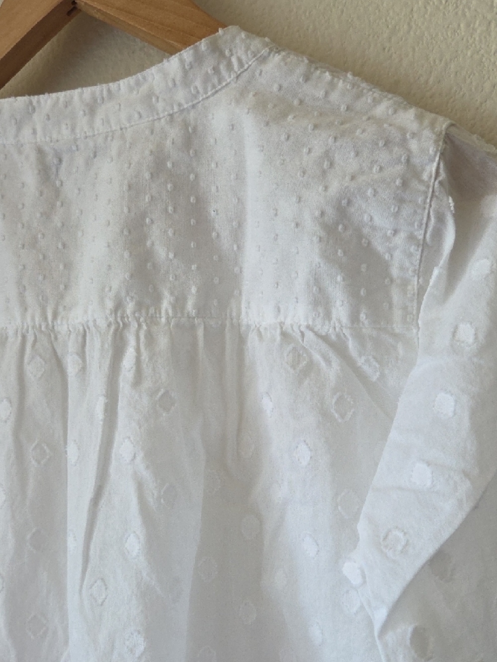 J. Crew White Peasant Blouse 100% Cotton Polka Dot Texture Pattern Sz 8 Flowy - Picture 7 of 13